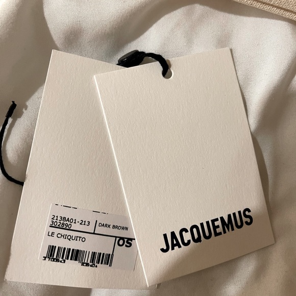 SOLD❗️Authentic JACQUEMUS Le Chiquito Mini Bag - Picture 4 of 7